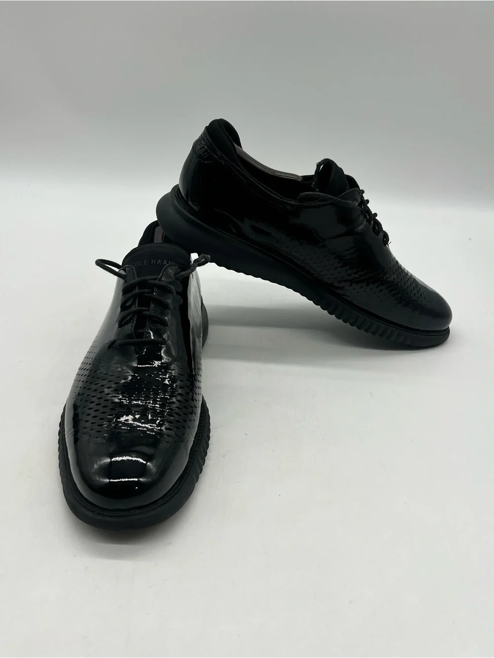 Cole Haan 2.ZERØGRAND Men Sz 10M Lined Laser Patent Leather Wingtip Oxford Shoes